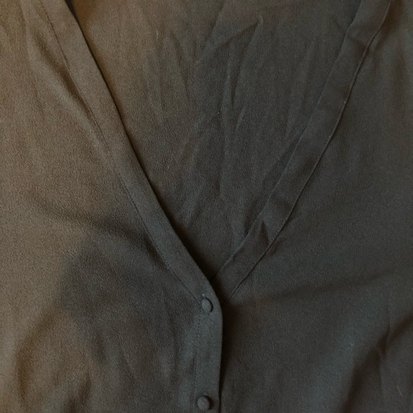 NWT 1. State Button Down V Neck Blouse Size XXl - Picture 4 of 4